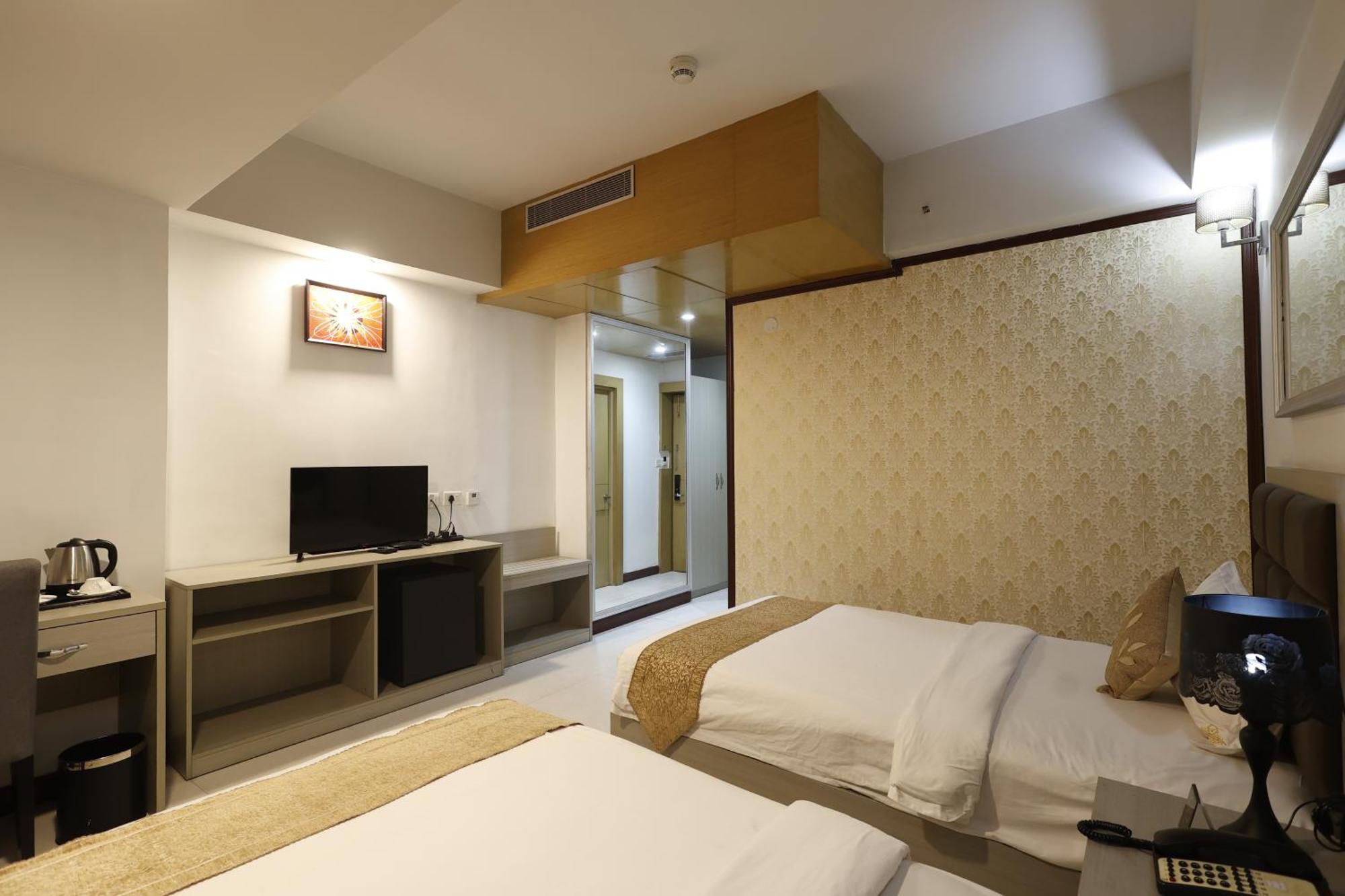 Aristocrat Hotel Καλκούτα Εξωτερικό φωτογραφία