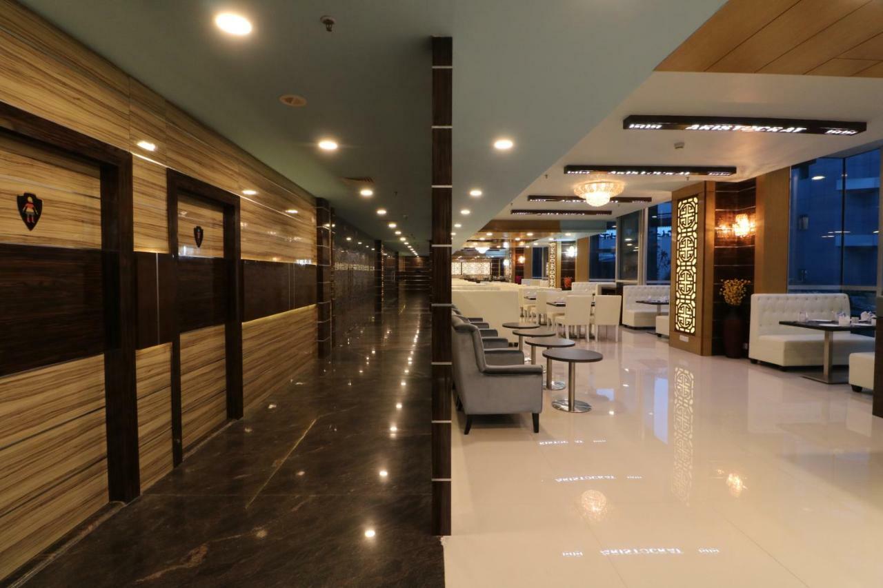 Aristocrat Hotel Καλκούτα Εξωτερικό φωτογραφία