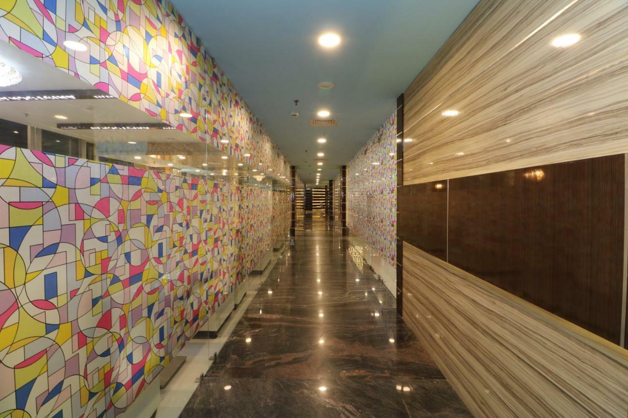 Aristocrat Hotel Καλκούτα Εξωτερικό φωτογραφία
