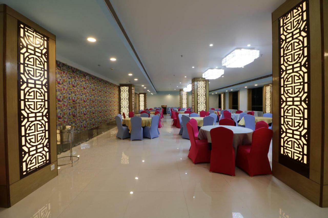 Aristocrat Hotel Καλκούτα Εξωτερικό φωτογραφία