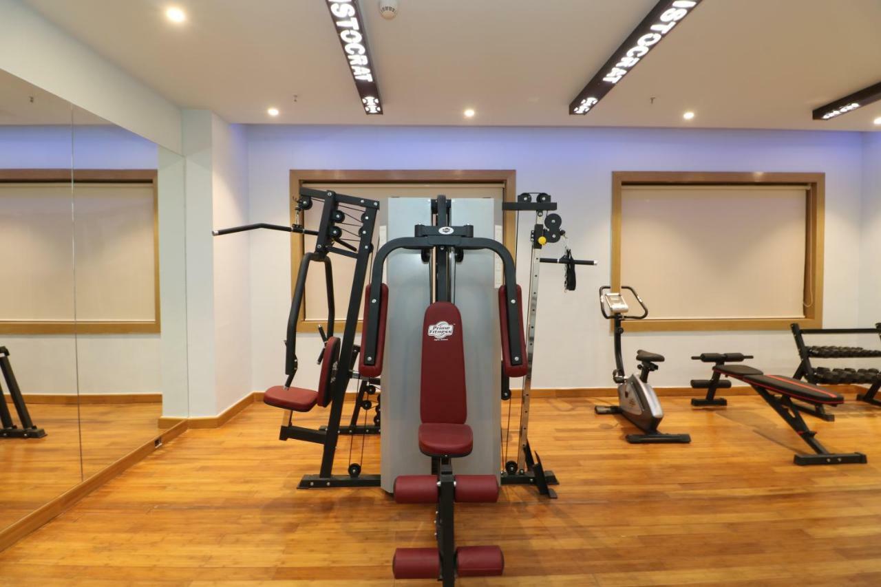 Aristocrat Hotel Καλκούτα Εξωτερικό φωτογραφία