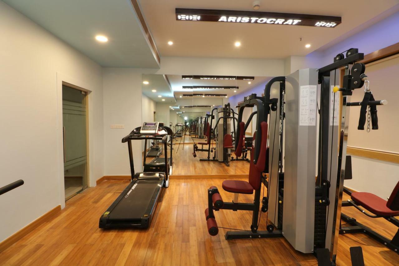 Aristocrat Hotel Καλκούτα Εξωτερικό φωτογραφία